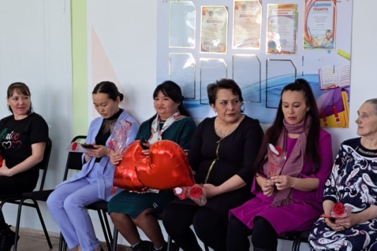 В Рудной средней школе прошёл круглый стол «Мейірімнен жаралған әлем» с участием членов Центра педагогической поддержки родителей. 